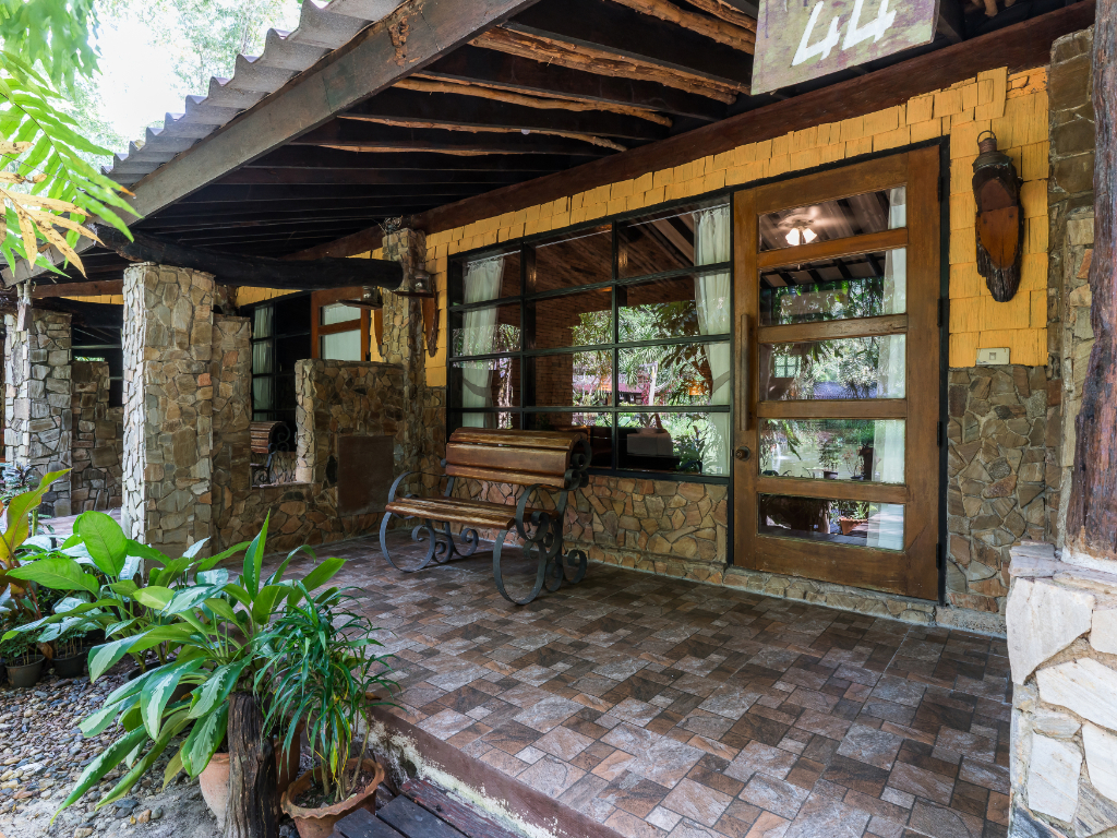 Home Phutoey River Kwai, Singapore