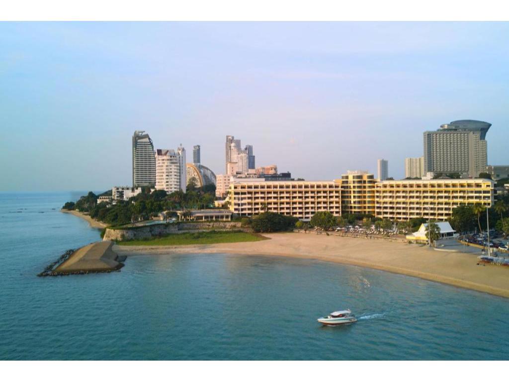 Dusit Thani Pattaya, Singapore