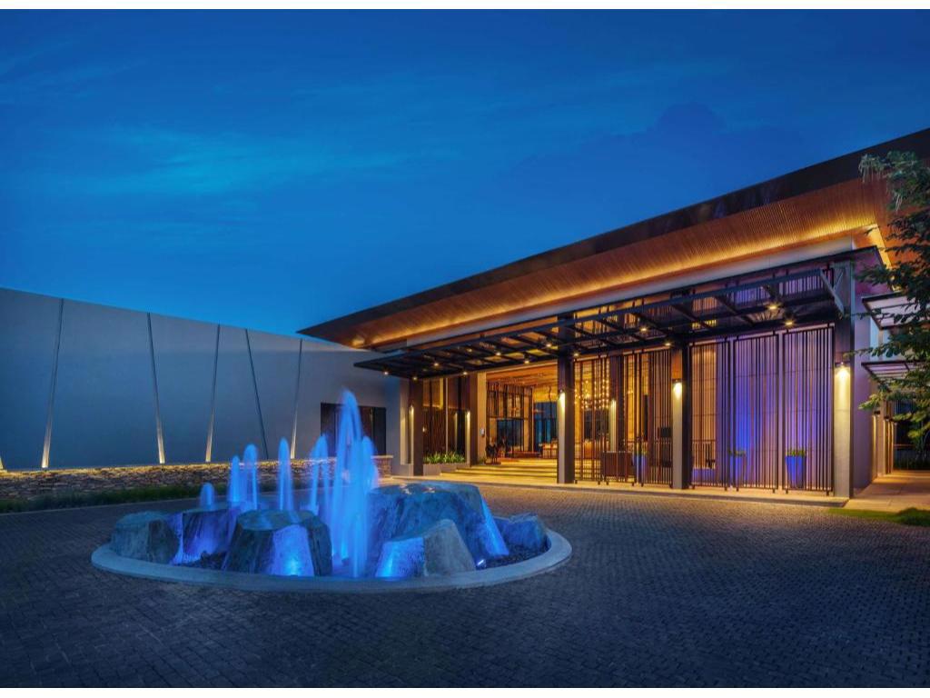 dusitD2 Khao Yai, Singapore