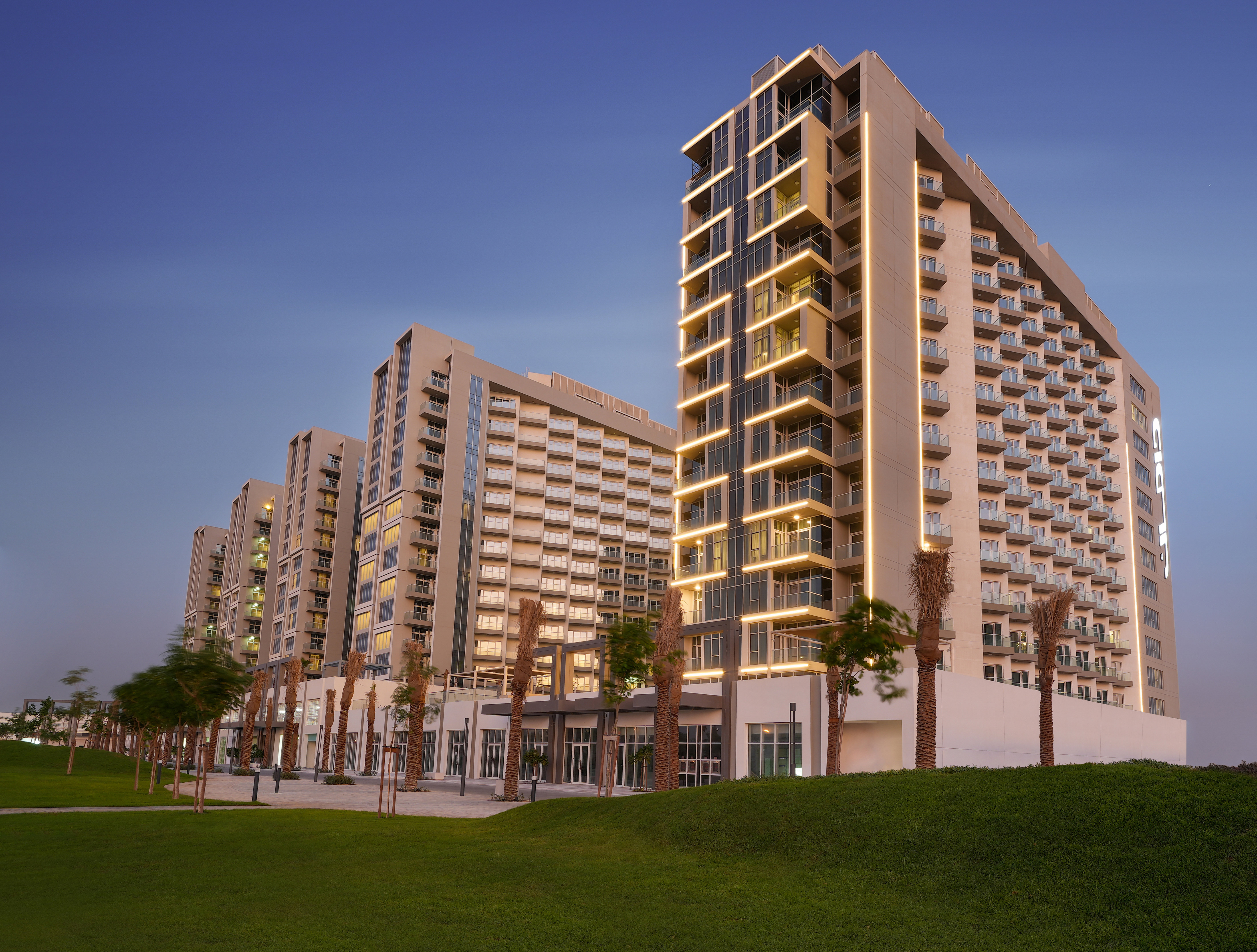 DAMAC Hills 2 Hotel, Singapore
