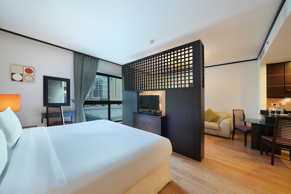 Park Apartments Dubai, Singapore