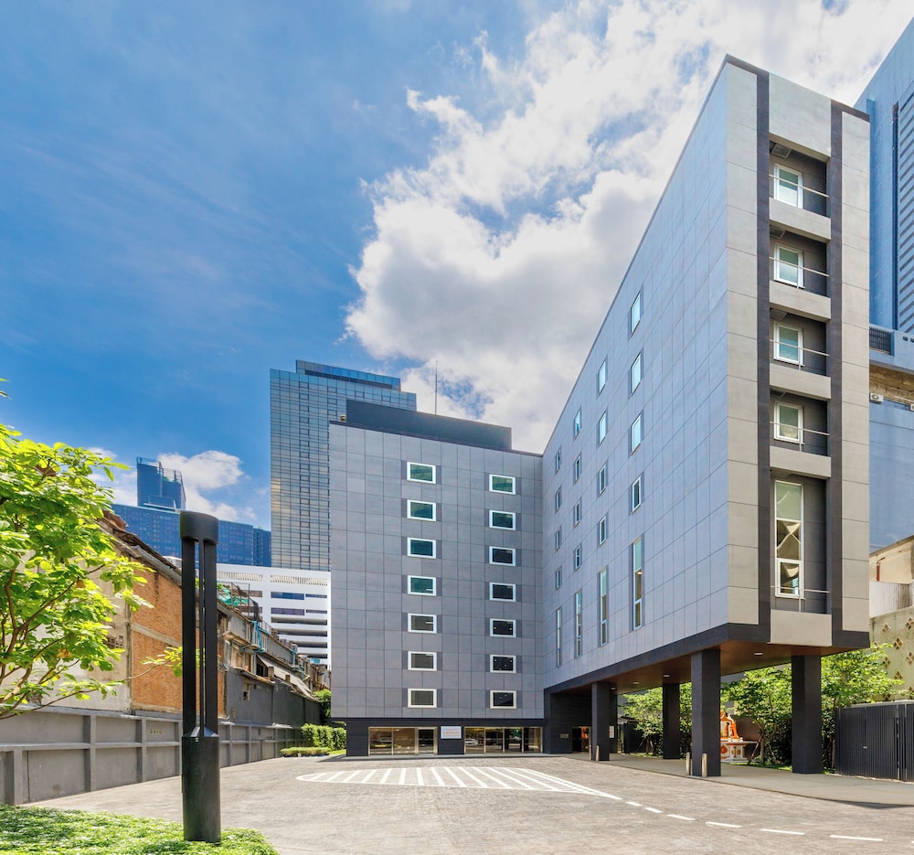 Nishitetsu Hotel Croom Bangkok Silom, Singapore