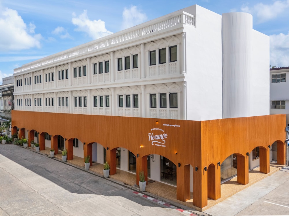 Horange Phuket Town, Singapore
