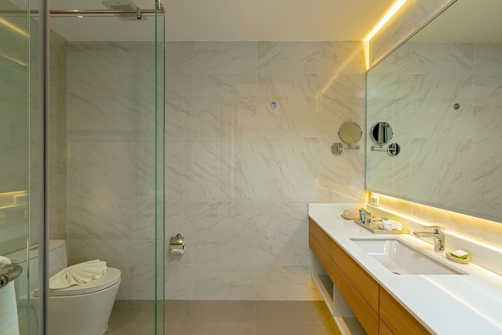 Photo of Wyndham Garden Naithon Phuket, 4-star hotel in Layan Beach