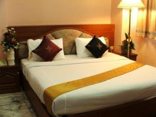 Outrigger Surin Beach Resort, Singapore