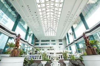 Royal Cliff Hotel Group, Singapore