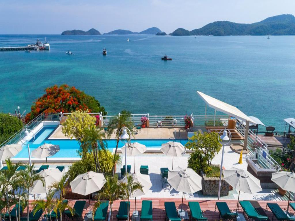 Kantary Bay Phuket, Singapore