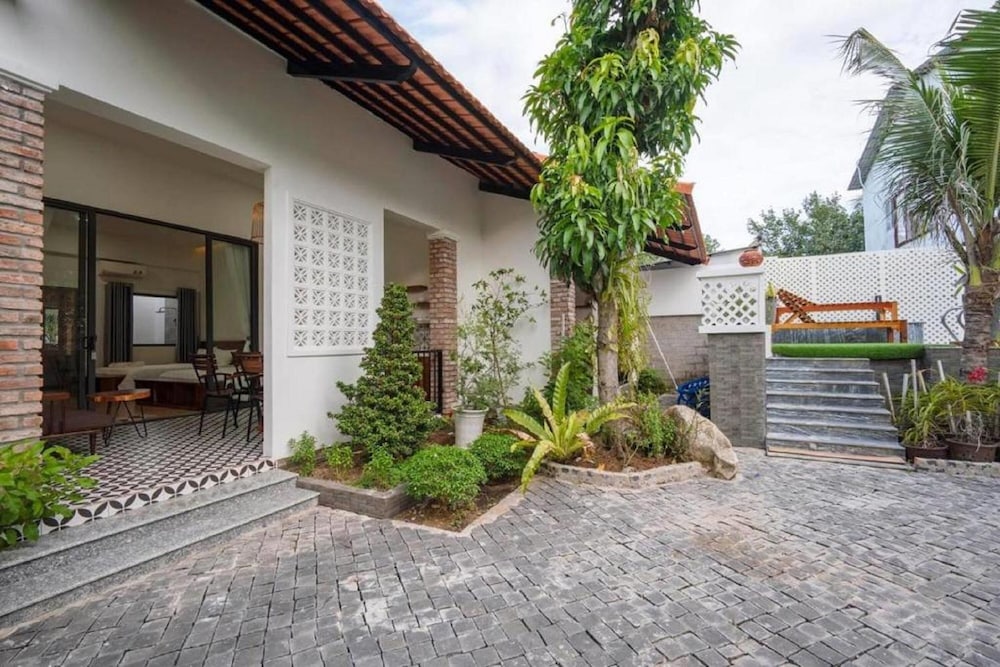 Nhu House Bungalow, Singapore