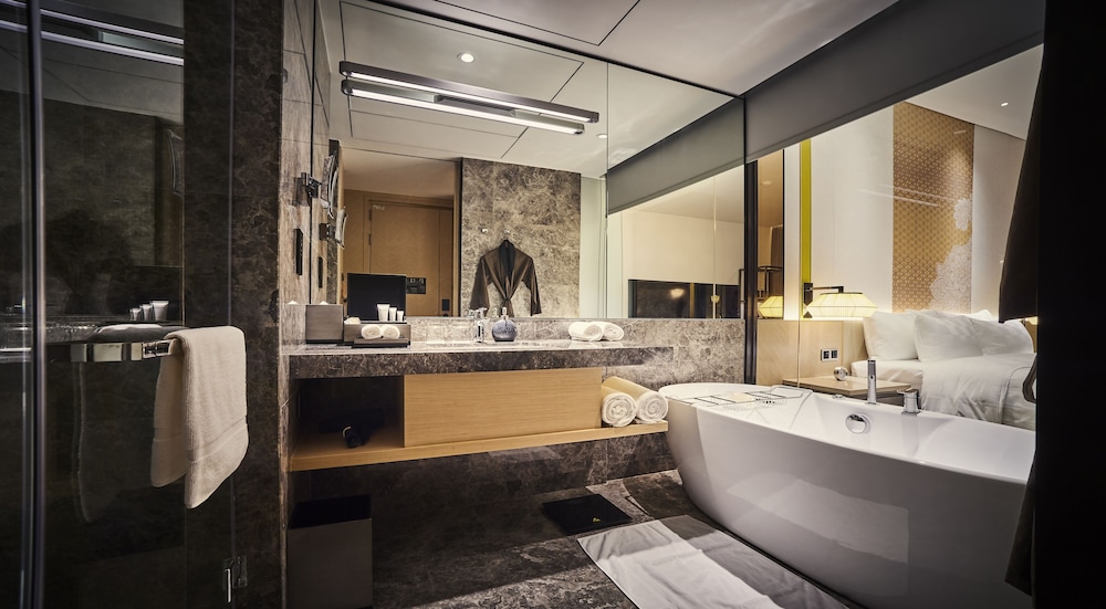 Photo of EQ Kuala Lumpur, 5-star hotel in Kuala Lumpur (and vicinity)