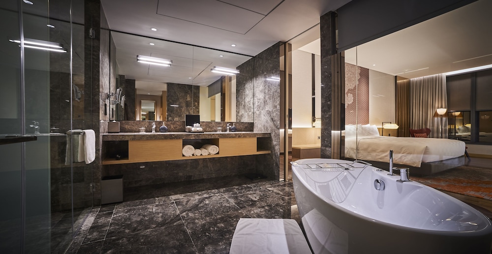 Photo of EQ Kuala Lumpur, 5-star hotel in Kuala Lumpur (and vicinity)