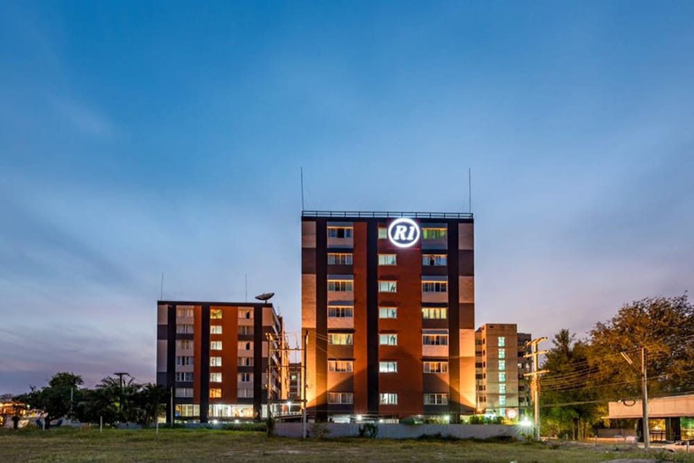 R1 Nimman Hotel Chiangmai, Singapore