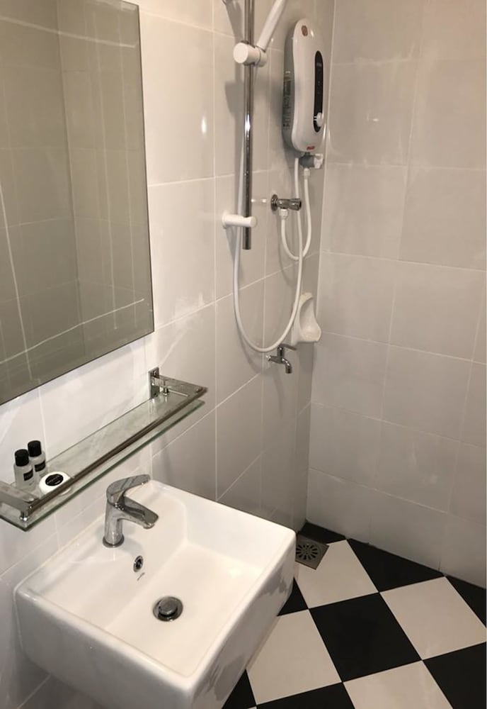 Photo of Potpourri Boutique Hotel, 2-star hotel in Johor Bahru (and vicinity)