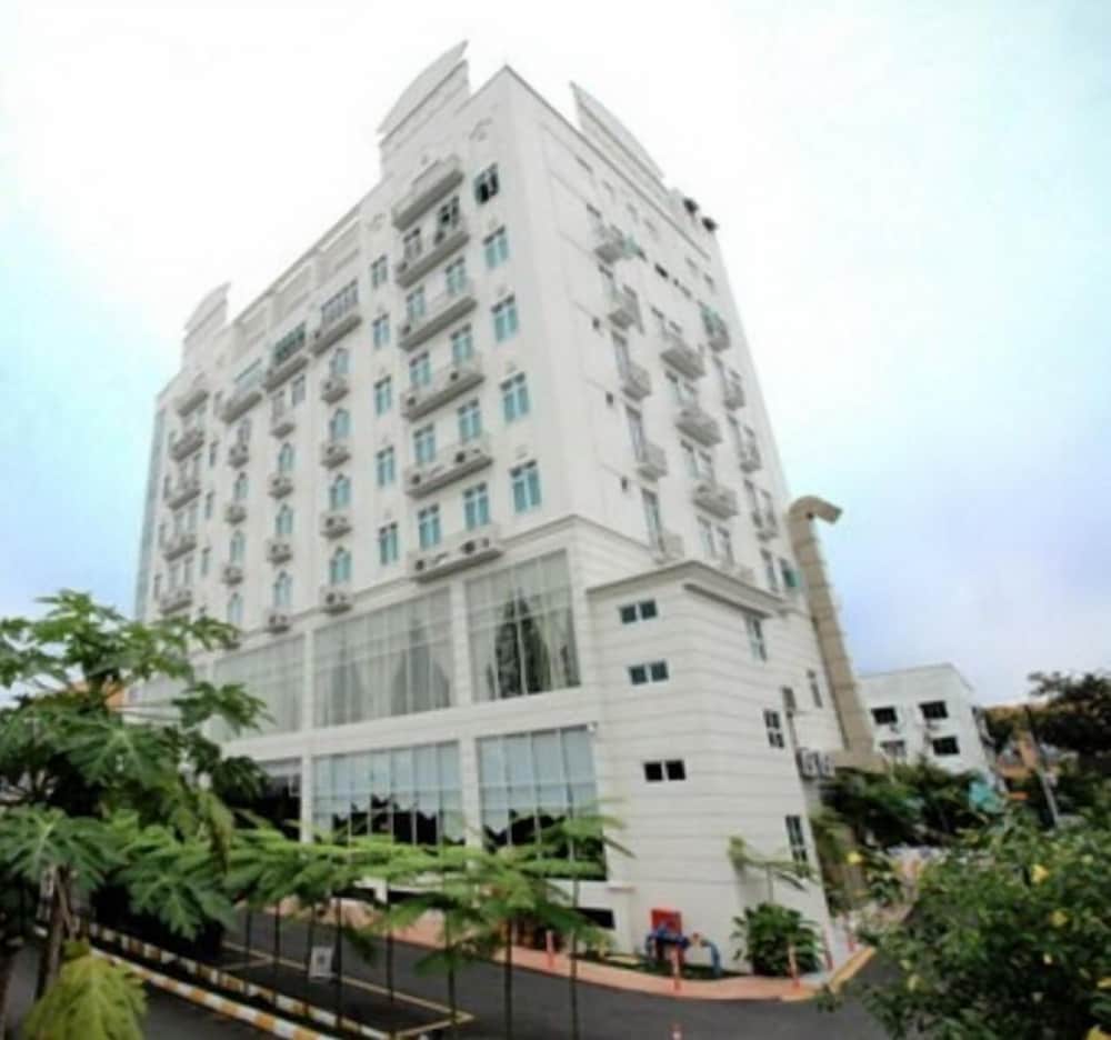 Crown Garden Hotel, Singapore