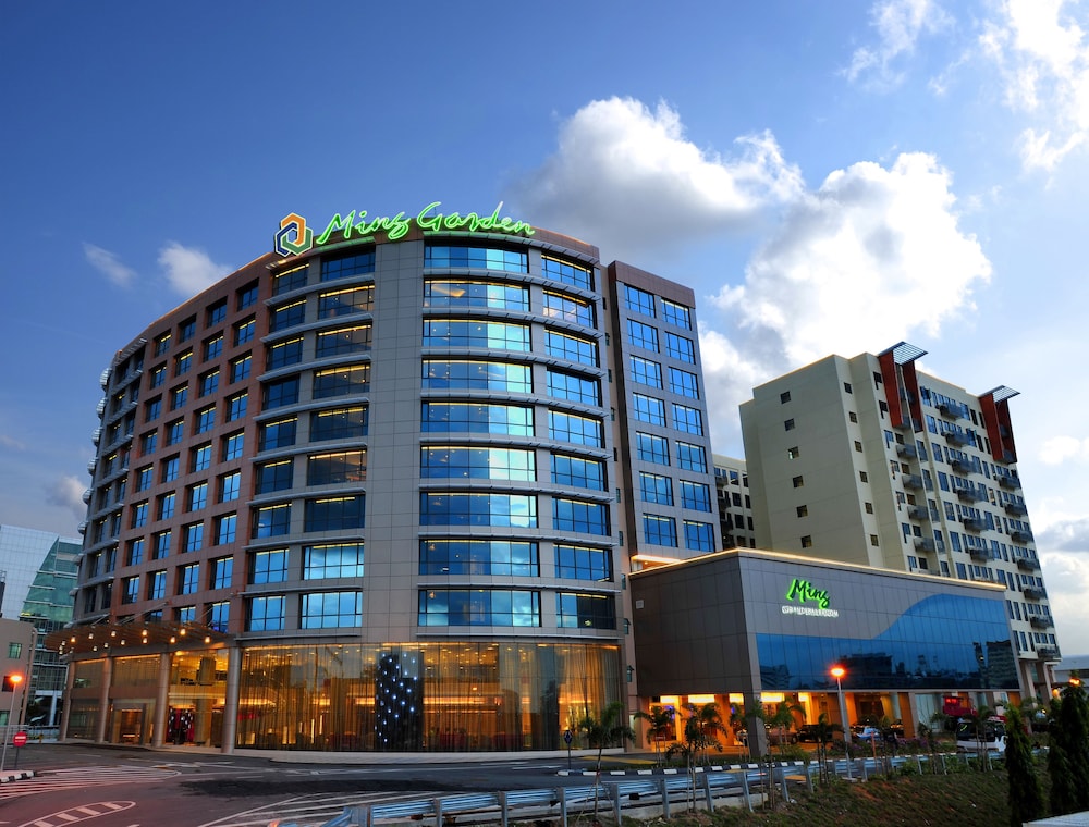Ming Garden Hotel and Residences, Singapore