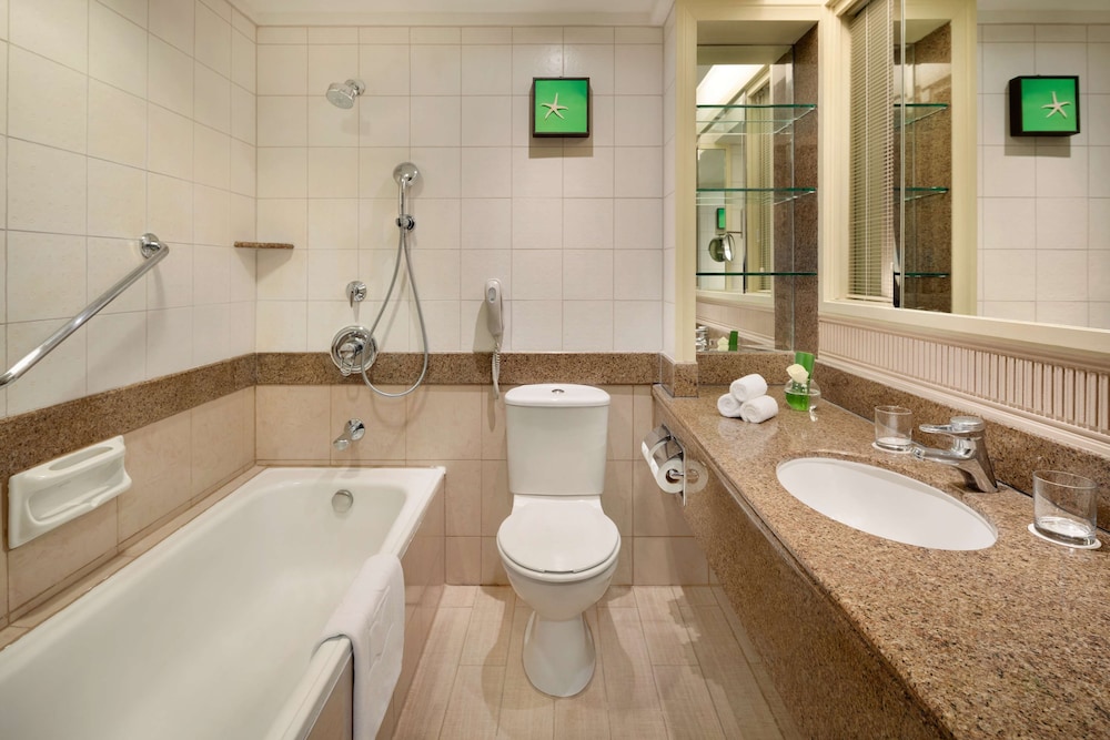 Photo of Shangri-La Golden Sands, Penang, 4-star hotel in George Town