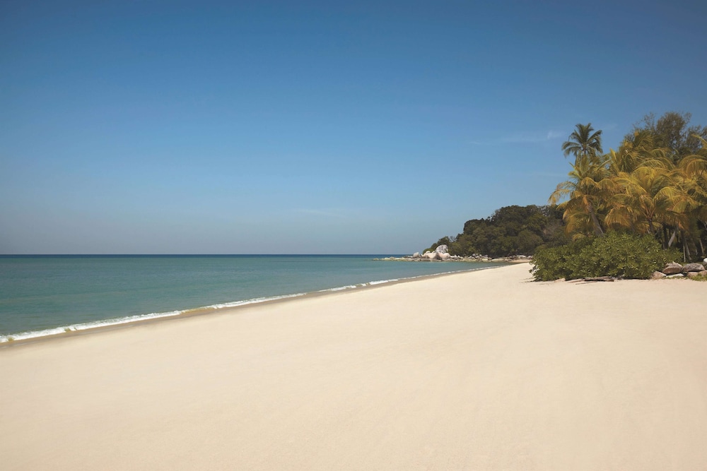 Photo of Shangri-La Golden Sands, Penang, 4-star hotel in George Town