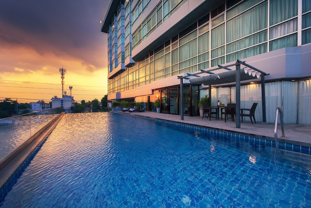Siam Mandarina Bangkok Suvarnabhumi Airport Hotel (Free Shuttle), Singapore