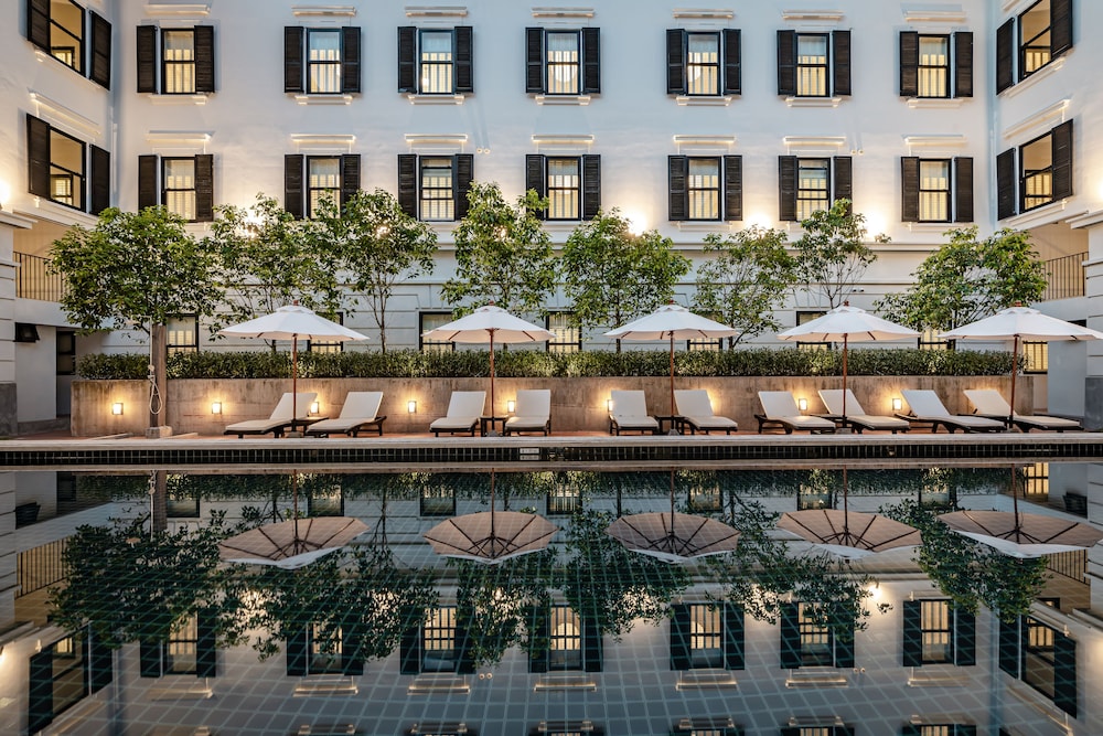 Bella Nara Hotel Chiang Mai, Singapore