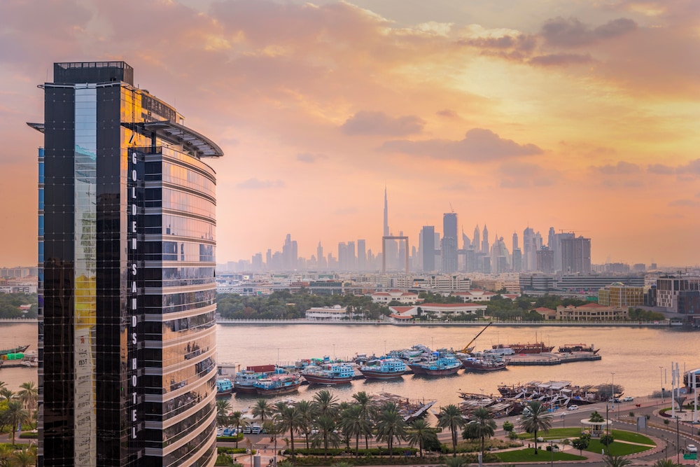 Golden Sands-Dubai Creek, Singapore