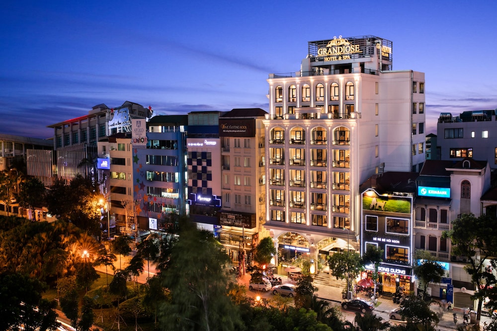 Grandiose Hotel & Spa, Singapore