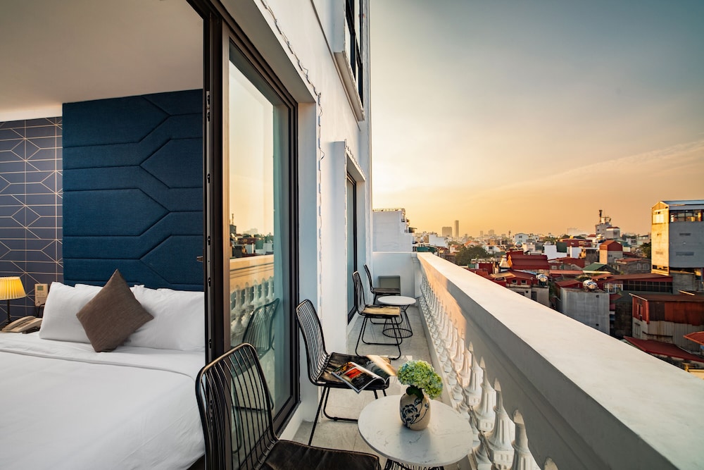 May De Ville Legend Hotel & Spa, Singapore