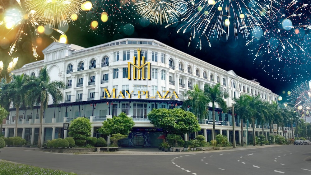 May Plaza Hotel, Singapore