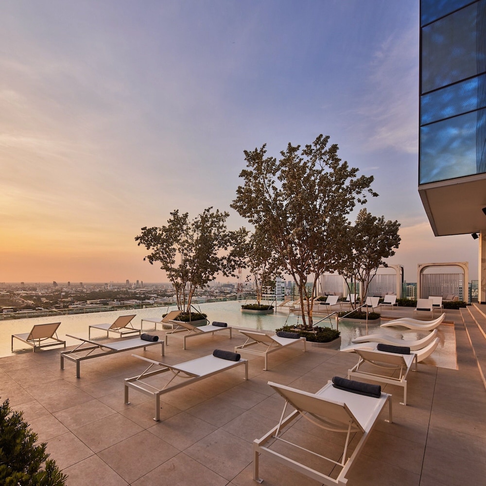 Eastin Grand Hotel Phayathai, Singapore