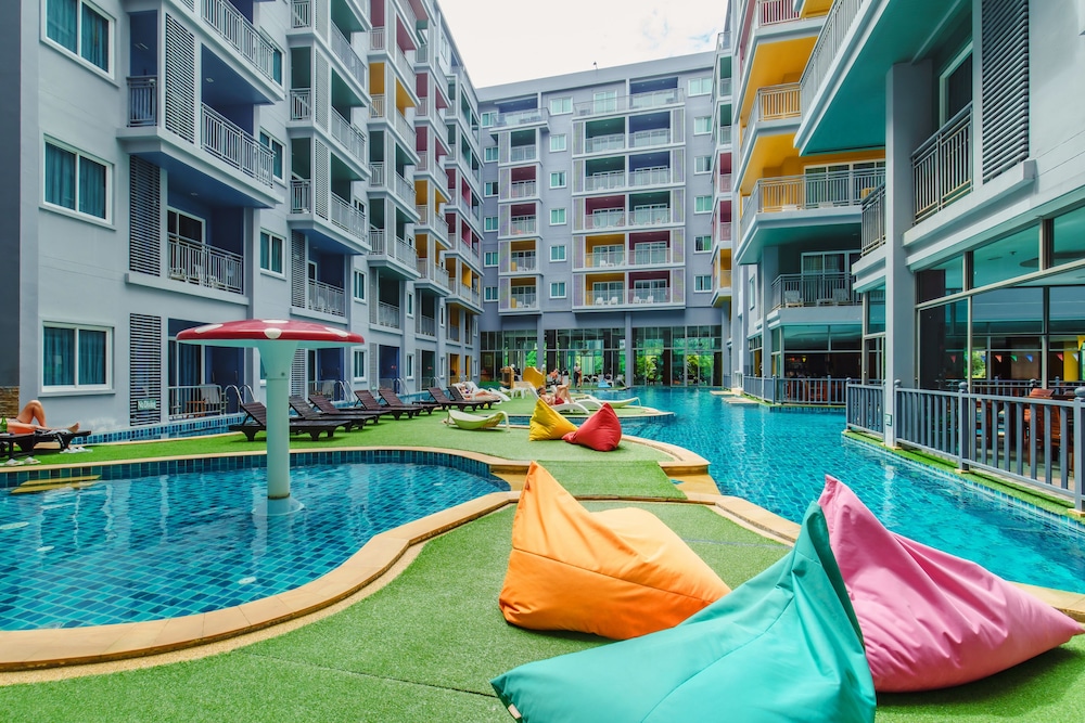 Bauman residence Patong, Phuket, Singapore
