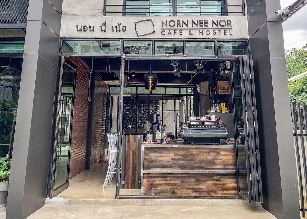 Norn Nee Nor Hostel&Cafe, Singapore