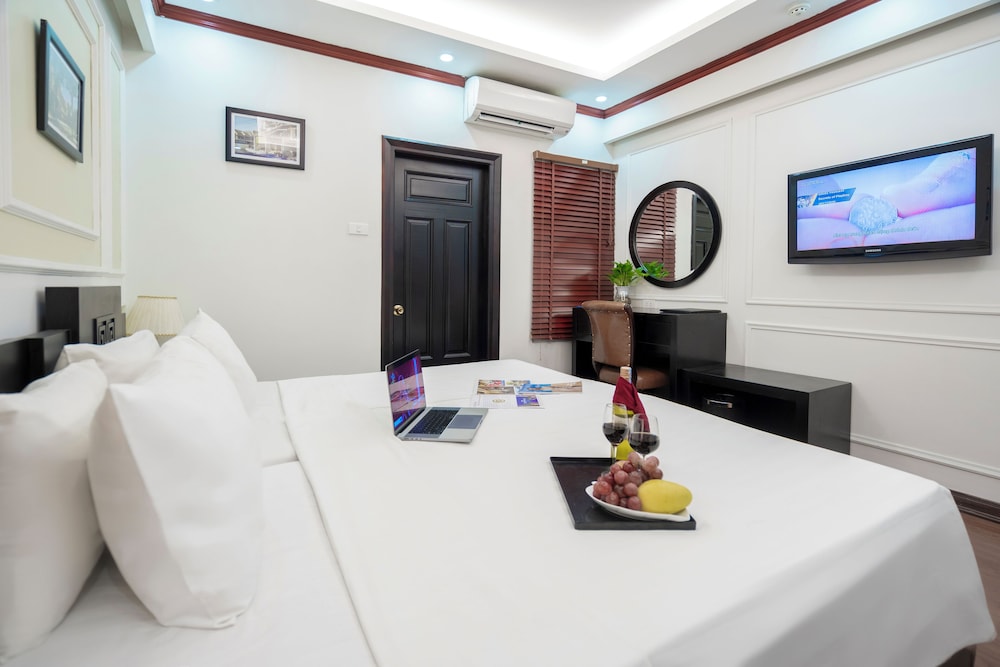 Golden Lotus Legend Hotel, Singapore