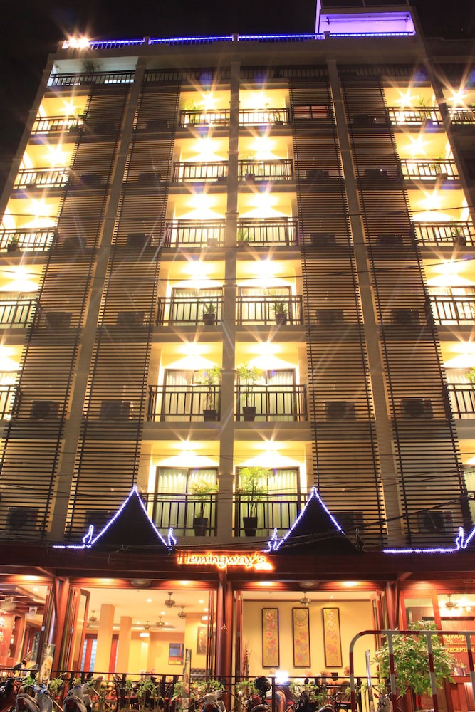 Patong Hemingways Hotel, Singapore