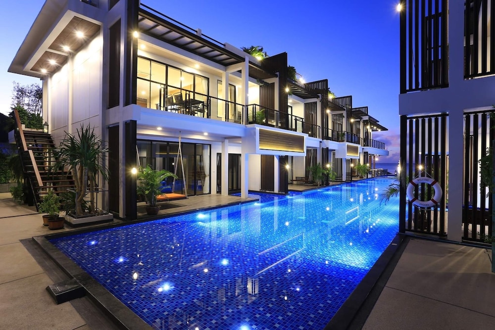 Klongwan Resort, Singapore