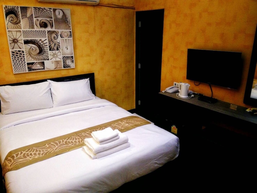 S30 Sukhumvit Hotel, Singapore