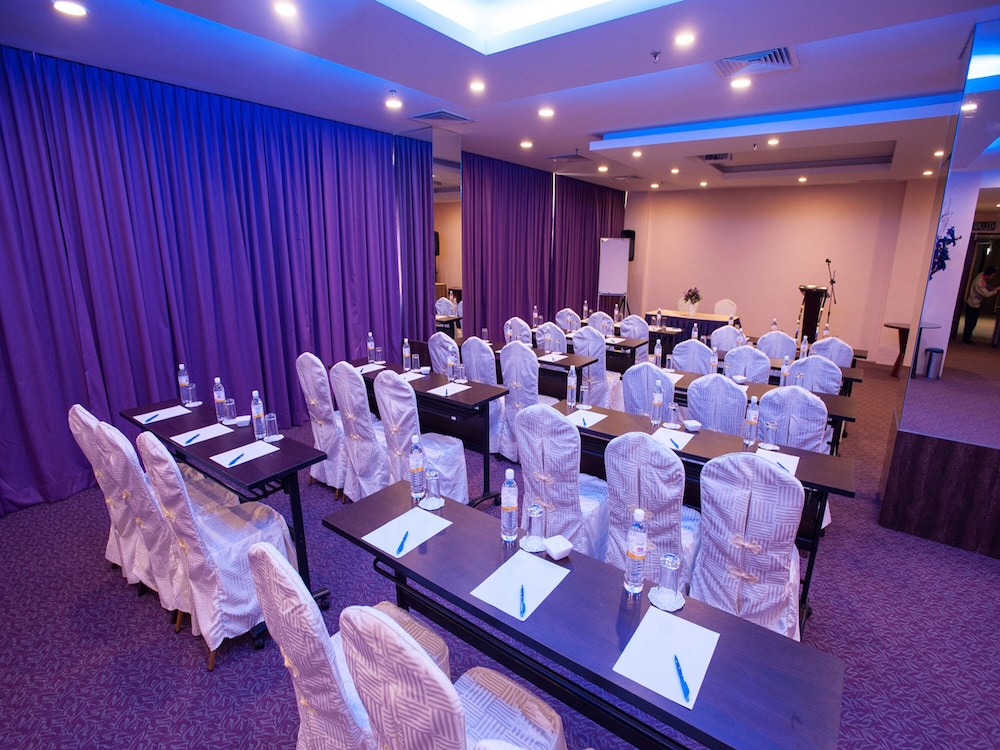 Photo of Gaya Centre Hotel, 3-star hotel in Kota Kinabalu (and vicinity)