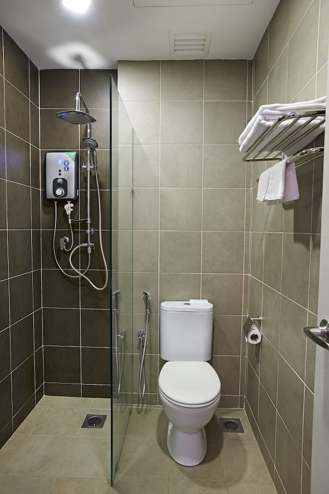 Photo of B Lot Hotel, 2-star hotel in Kuala Lumpur