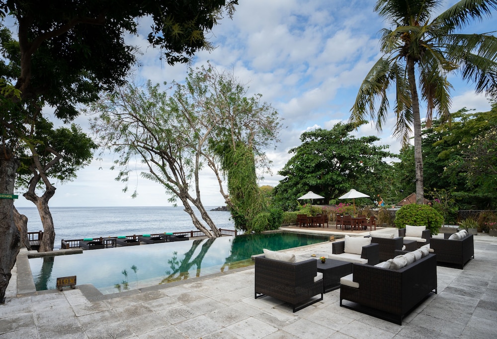 Mimpi Resort Tulamben, Singapore