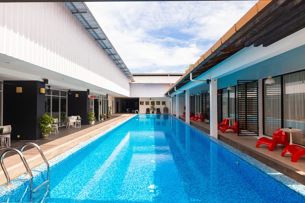 The Villa Langkawi, Singapore