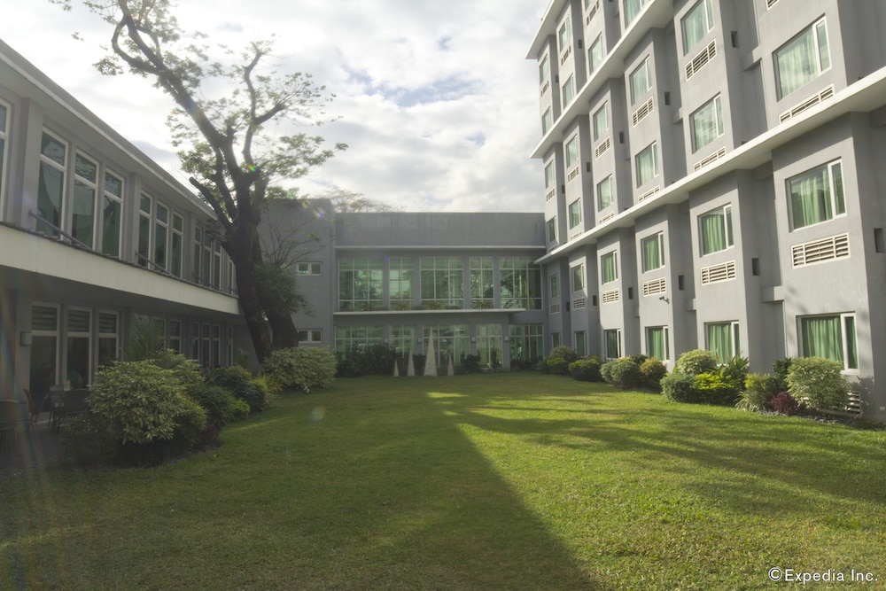 Photo of Microtel by Wyndham UP Technohub, 3-star hotel in Diliman