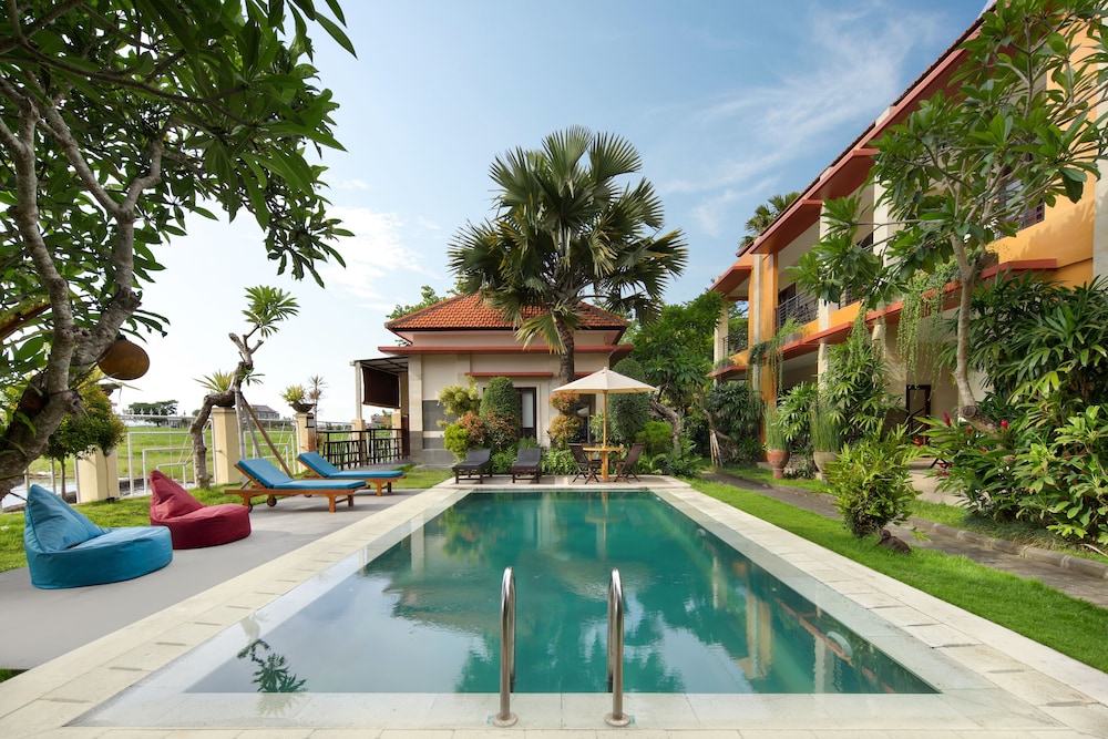 Canggu Bona Kubu, Singapore