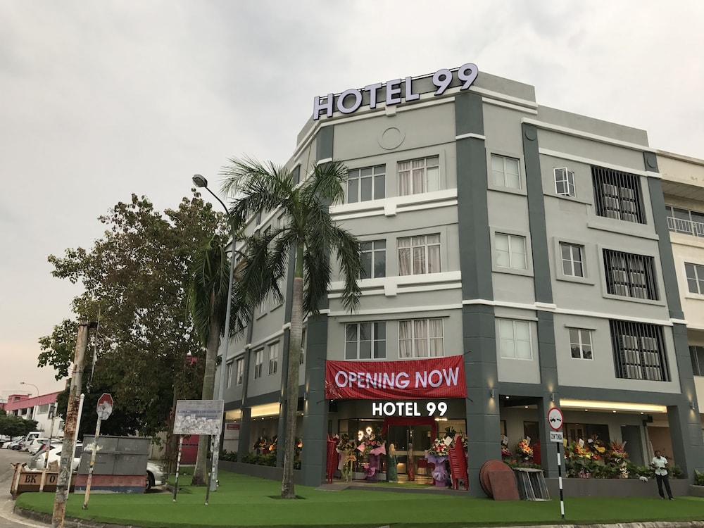 Hotel 99 - Kota Kemuning, Singapore
