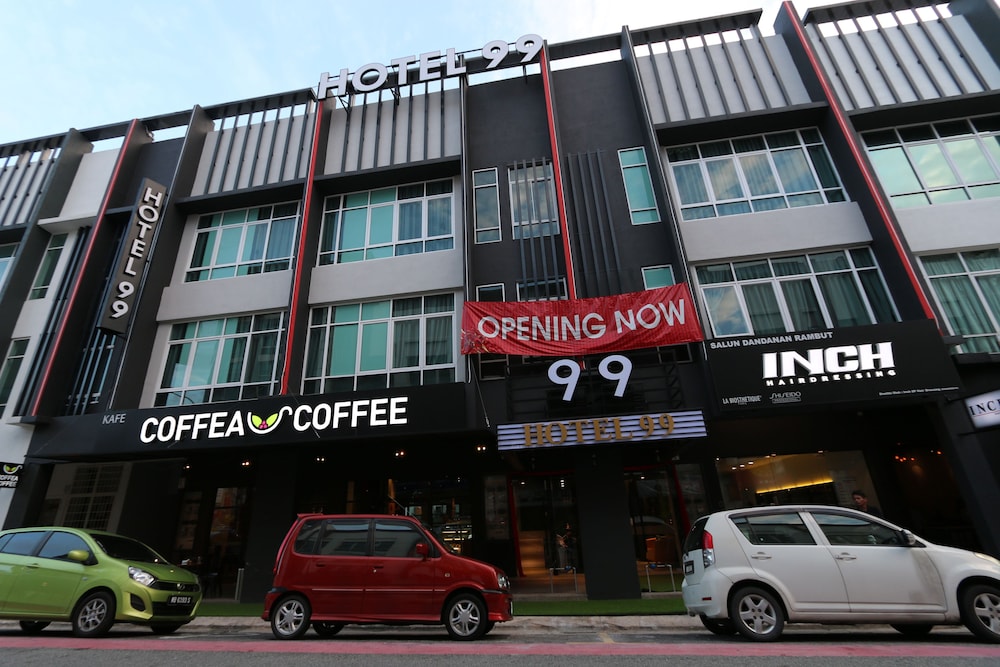 Hotel 99 - Sri Petaling, Singapore