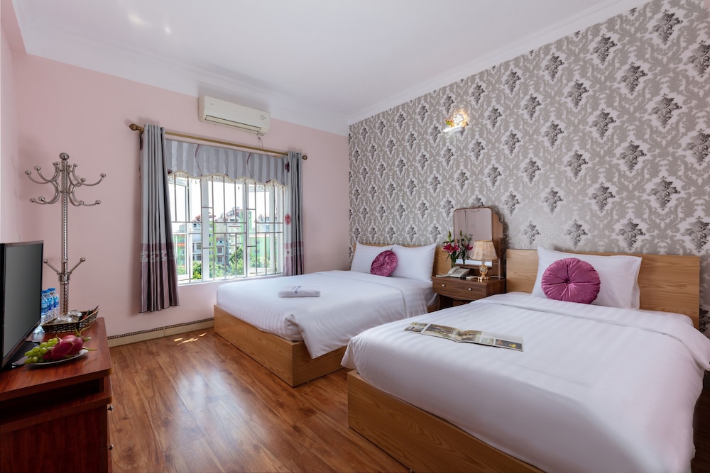 Airport Hotel Hanoi Convenient & Friendly, Singapore