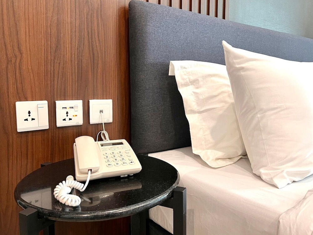 12 The Residence Hotel Apartment, Singapore