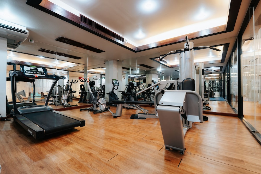 Days Inn by Wyndham Patong Beach Phuket, Singapore