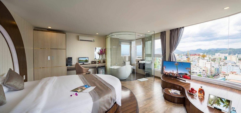 New Sun Hotel, Singapore