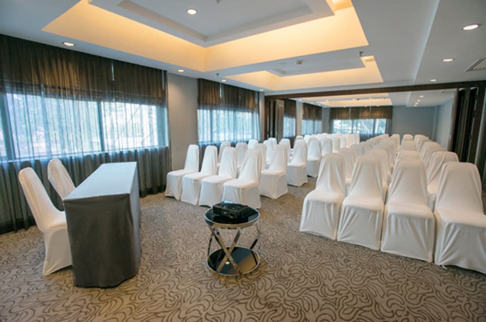 Photo of Dreamtel Kota Kinabalu, 3-star hotel in Kota Kinabalu (and vicinity)