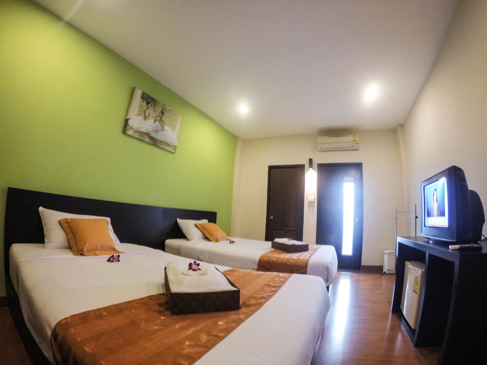 Khaosan Park Resort, Singapore