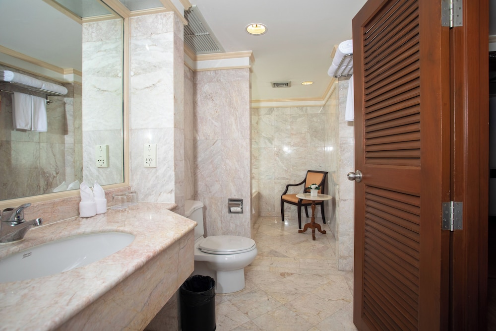Photo of Ramada D'MA Bangkok hotel in Bangkok (and vicinity)