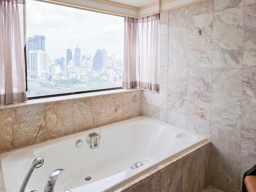 Photo of Ramada D'MA Bangkok hotel in Bangkok (and vicinity)