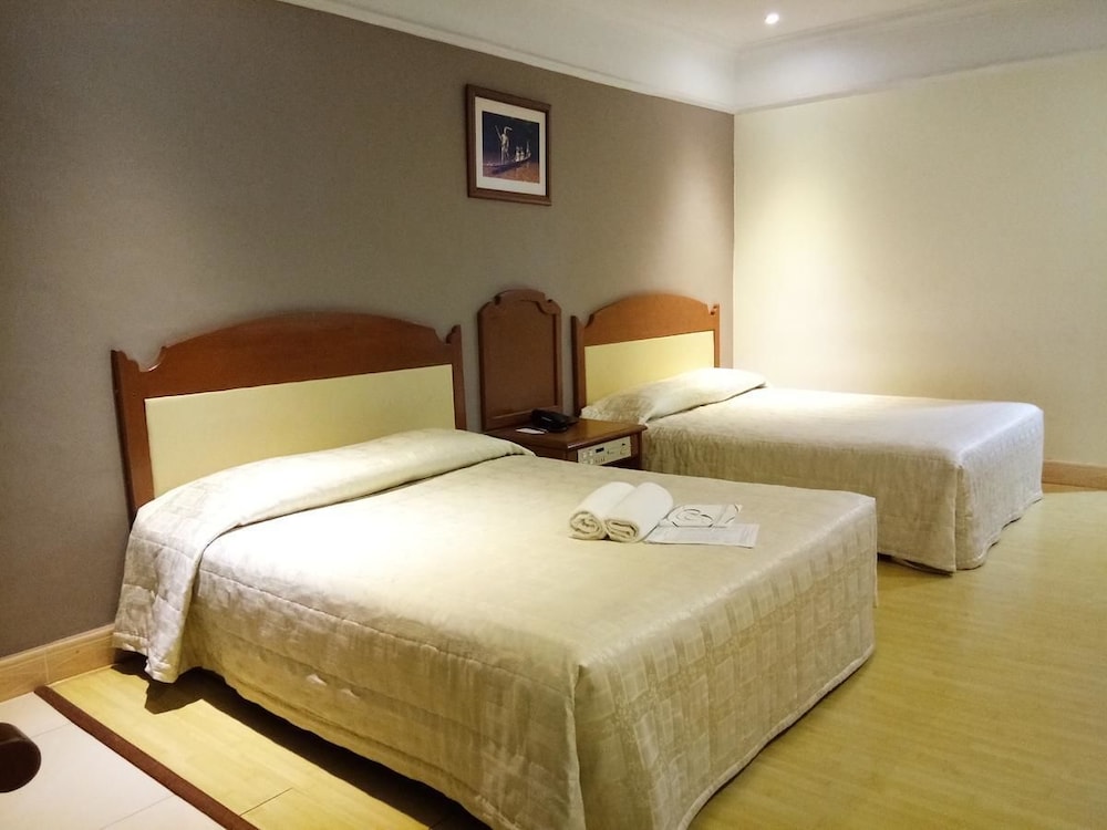 Purnama Hotel, Singapore